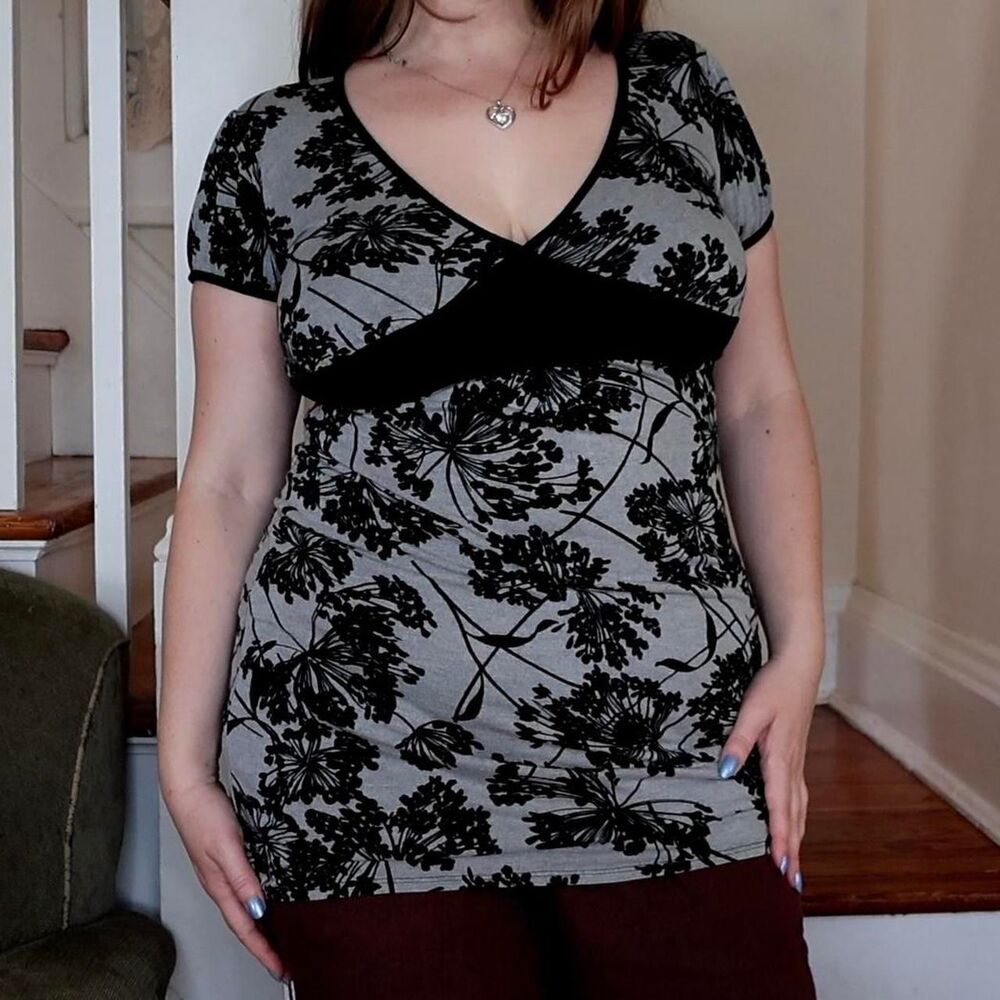 Babydoll Whimsigoth Gray Black Floral Top Sz Medium Fairy Grunge Y2K Fairycore